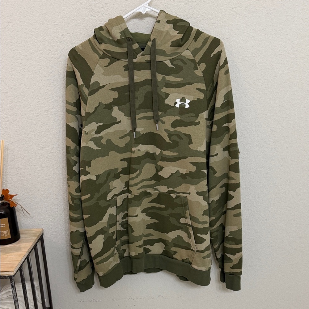 Under Armour Green Camo Pullover LG